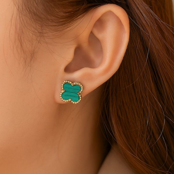 Серьги-пусеты Клевер с зеленым малахитом 1J10128(CJJ)