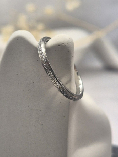 Матовое кольцо с пескоструйной обработкой J11163CJJ