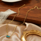 Золотистая цепочка с прямоугольным камнем CJN91514