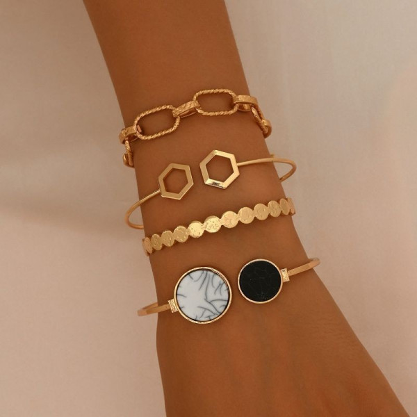 Комплект из 5 браслетов с декоративными камнями CJG30585