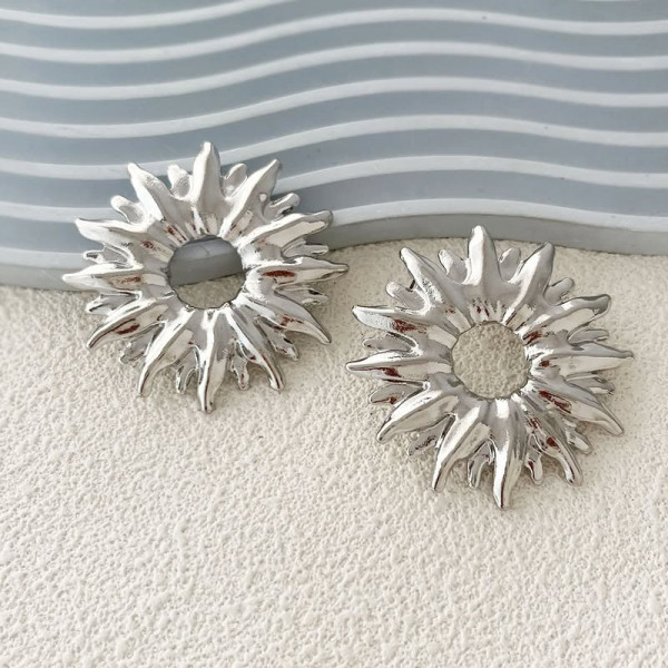 Массивные серебристые серьги-пусеты Звезды из ювелирного сплава 1J11739CJJ