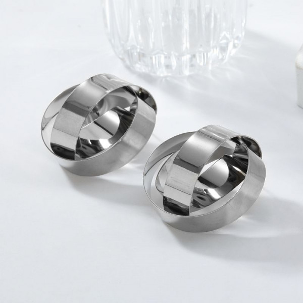 Стильные серьги-пусеты Объемные переплетенные кольца CJH87267