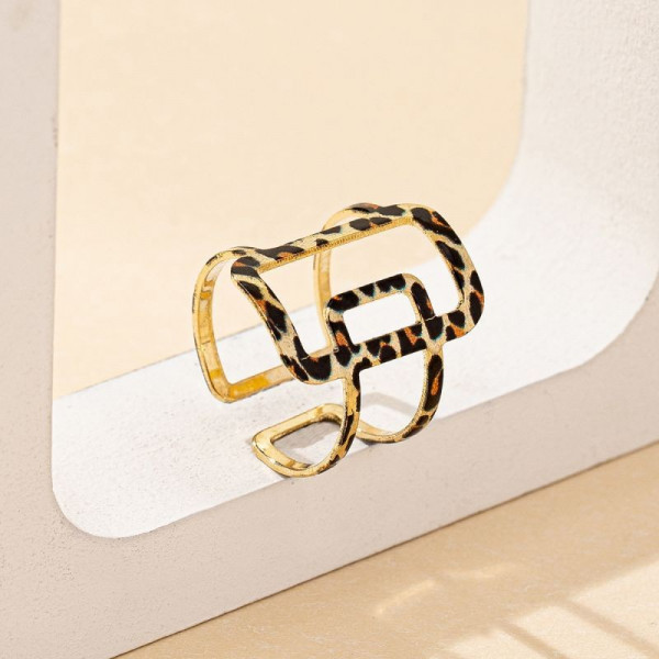 Двойное кольцо с леопардовой вставкой прямоугольной формы CJG50961