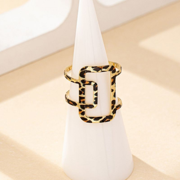 Двойное кольцо с леопардовой вставкой прямоугольной формы CJG50961
