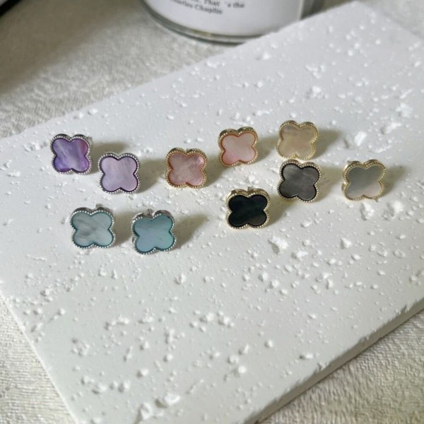 Серьги-гвоздики клевер с фиолетовой вставкой J10930CJJ