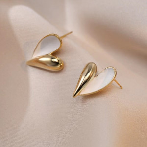 Серьги Сердца с белой эмалью CJC64347