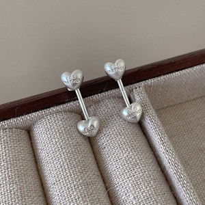 Серьги-штанги Двойные сердца серебристые CJC66304