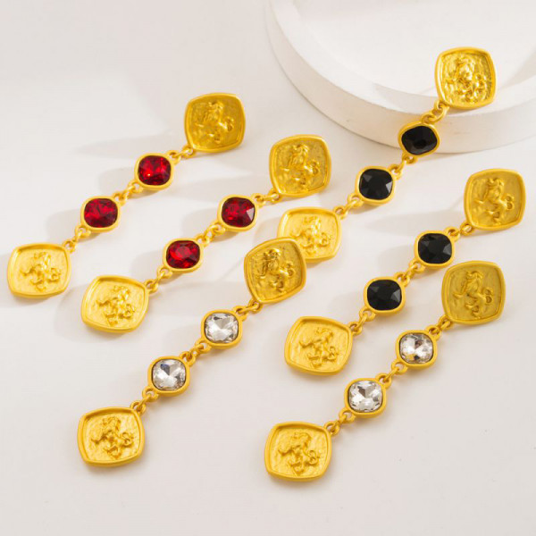 Длинные серьги-цепочки с разноцветными кристаллами CJR69731