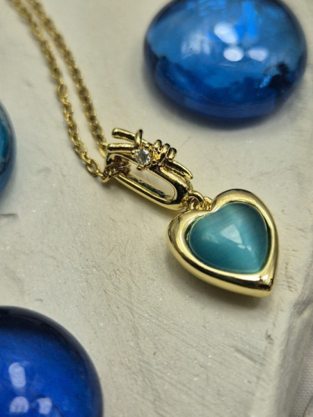 Цепочка с миниатюрной подвеской в форме бирюзового сердца J10824CJJ