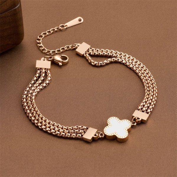 Браслет многослойный с перламутровым клевером J11295CJJ