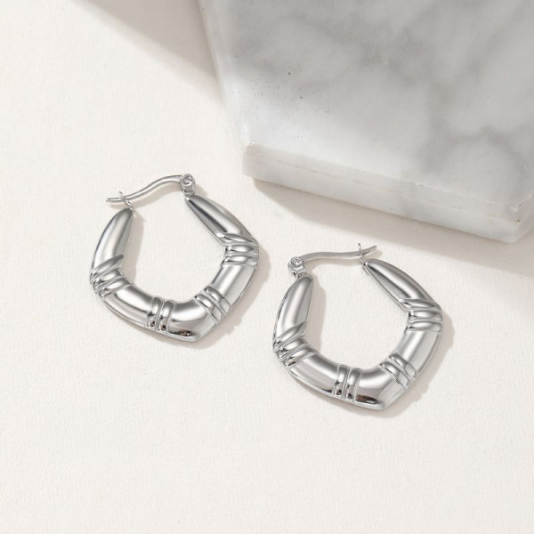 Серьги-кольца граненые «Ромбы» CJM03922