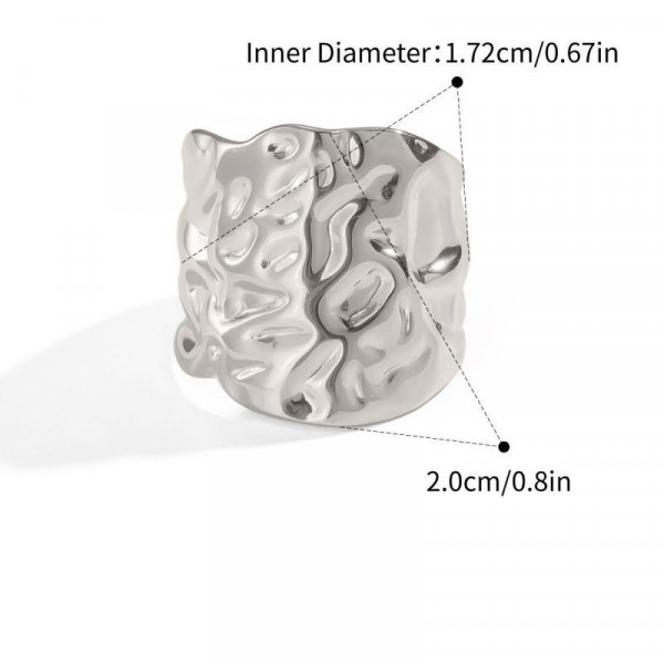 Широкое кольцо с эффектом мятого металла CJN49701